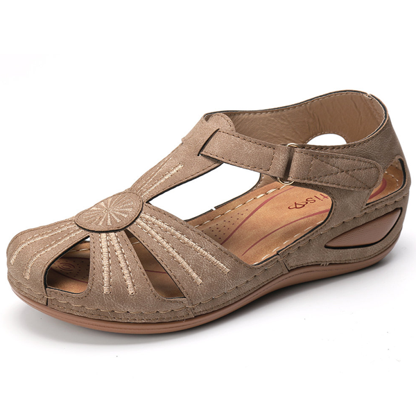 Carrie Round Toe Wedge Sandals