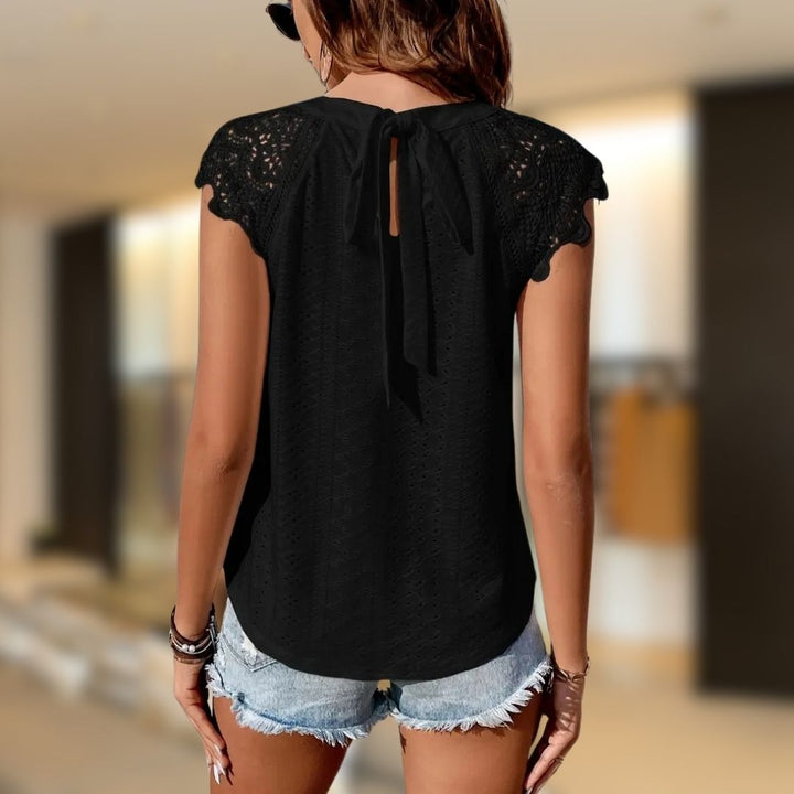 Aven Eyelet Lace Short Sleeve Top