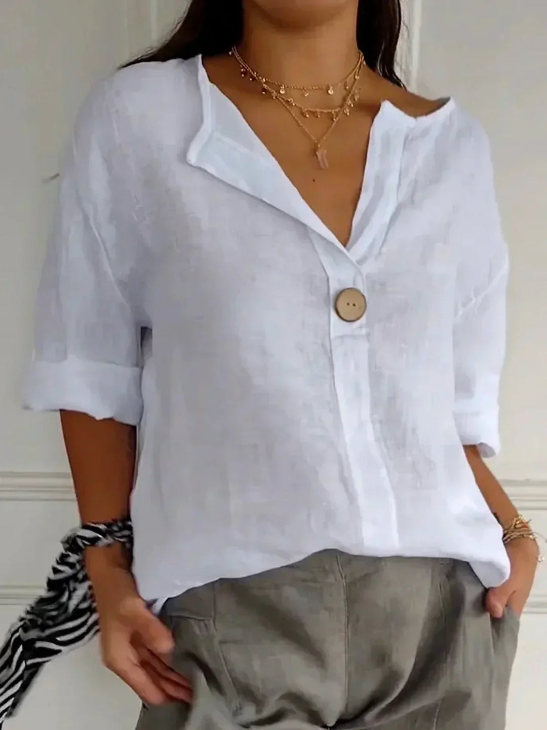 Manon Casual V-Neck Blouse