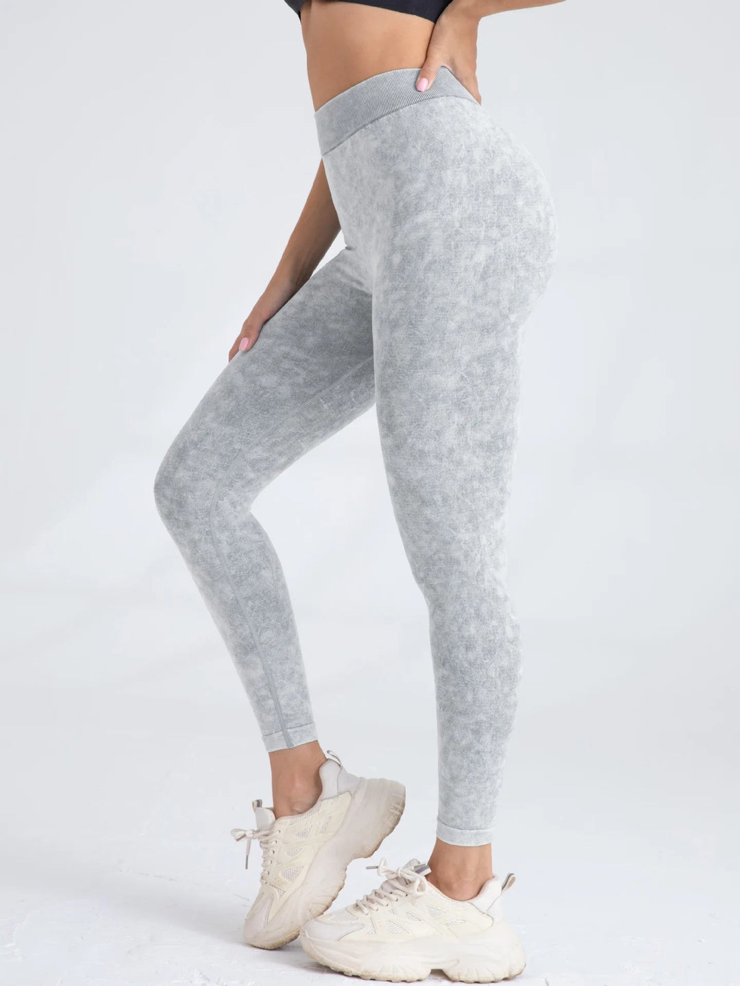 Betty Acid Wash V Booty Sculpting Leggings