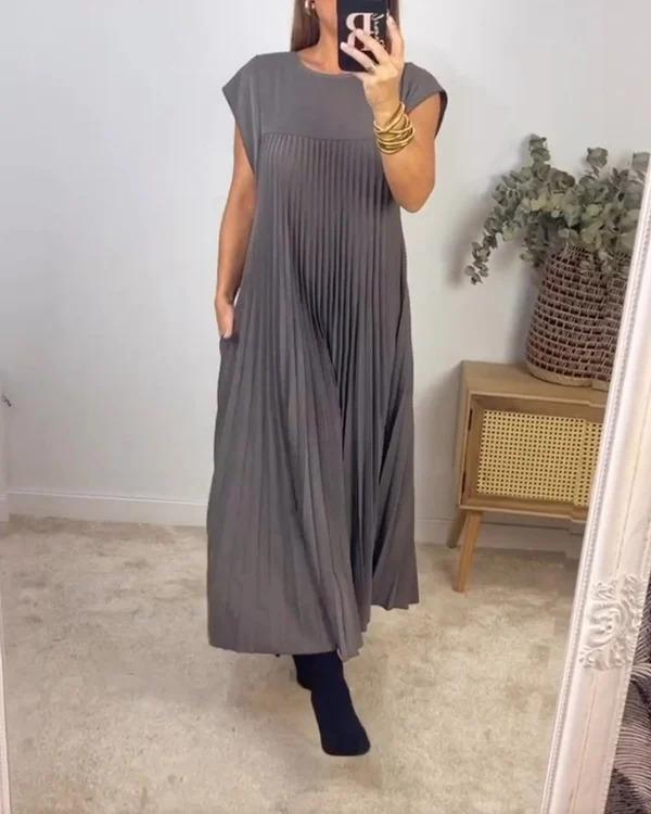 Sienna Pleated Pocket Maxi Dress