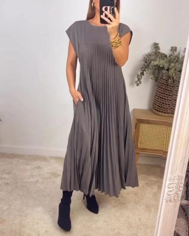 Sienna Pleated Pocket Maxi Dress